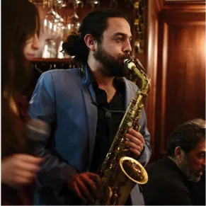 Musician in Saraghina Caffè